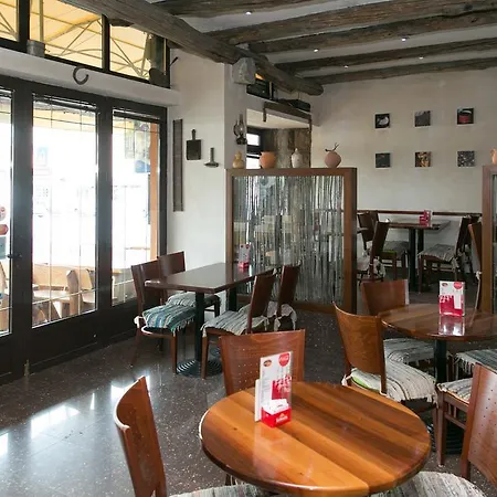 Alojamento de Acomodação e Pequeno-almoço Sobe 